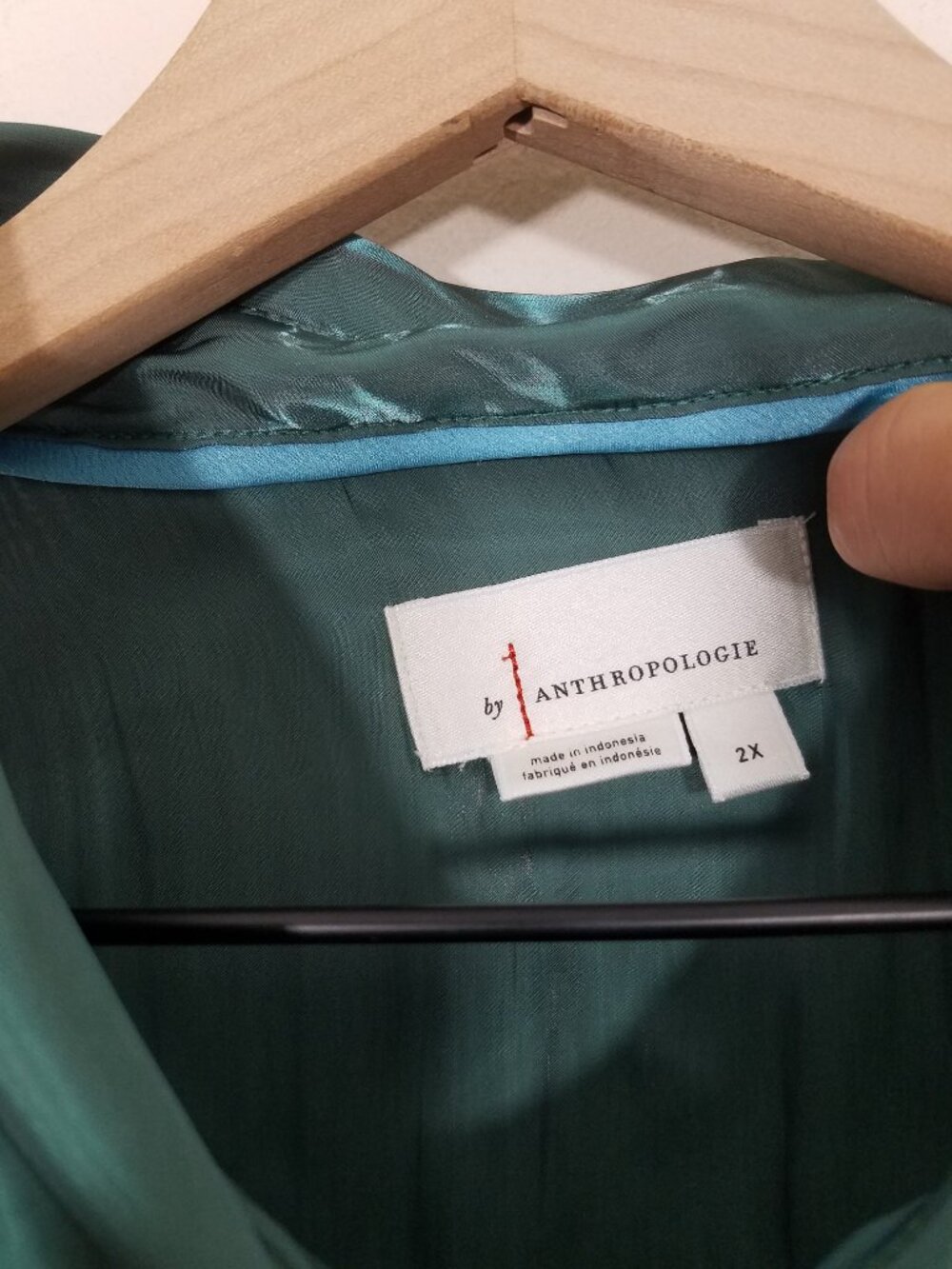 By Anthropologie Long Sleeve Button Down Shirt Satin Green Size 2X - Picture 4 of 5